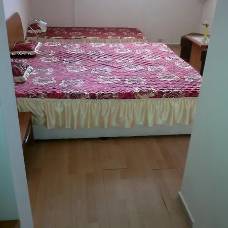 Motel Yubim 3*